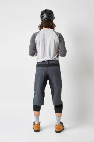 ElementStore - dirtlej-trailscout-waterproof-shorts-2022-studio-3