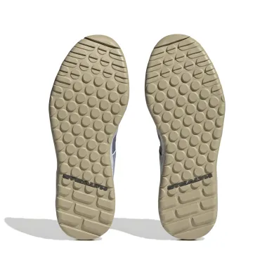 ElementStore - HQ3564_4_FOOTWEAR_Photography_Bottom View_white