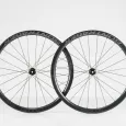 Bontrager přední kolo Aeolus RSL 37 TLR černé