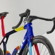 Trek silniční kolo Madone SLR 9 AXS Gen 8 modrá