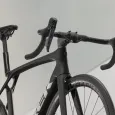 Trek silniční kolo Madone SL 6 AXS Gen 8 Matte Dark Web