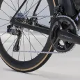 Trek silniční kolo Madone SLR 7 Gen 8 Matte/Gloss Carbon Smoke