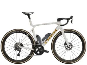 Trek silniční kolo Madone SLR 9 Gen 8 bílá