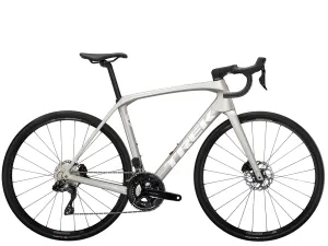Trek silniční kolo Domane SL 6 Gen 4 Lunar Silver