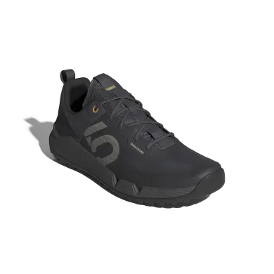 ElementStore - ID5008_6_FOOTWEAR_Photography_Front Lateral Top View_white
