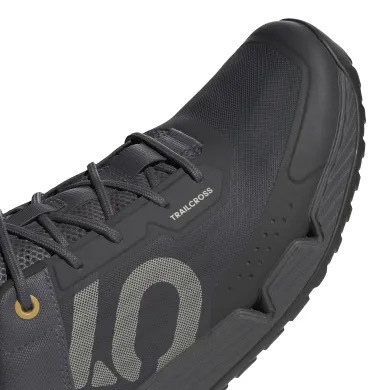 ElementStore - ID5008_8_FOOTWEAR_Photography_Detail View 1_white