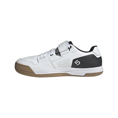 ElementStore - IH1310_5_FOOTWEAR_Photography_Side Medial Center View_transparent