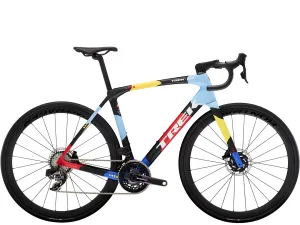 Trek Domane SLR 7 AXS Gen 4 Trek Black