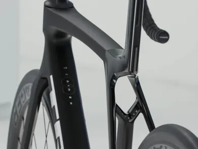 ElementStore - trek-madone-sl-6-axs-gen-8-silnicni-kolo-matte-dark-web-3