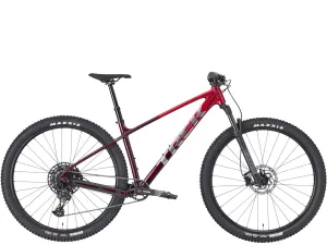 Trek Marlin 7 Gen 3 Fury Red/Lithium Grey Fade