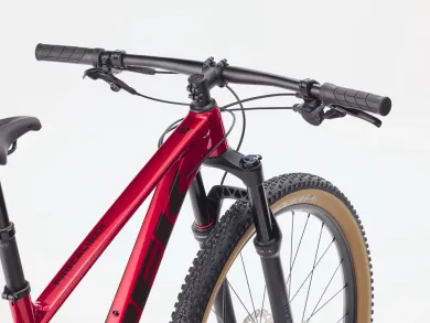 ElementStore - trek-pevne-horske-kolo-procaliber-8-fury-red-3
