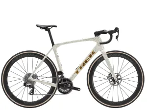 Trek silniční kolo Domane SLR 9 AXS Gen 4 bílá mramorová