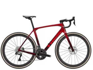 Trek Domane SLR 7 Gen 4 Metallic Red Smoke to Red Carbon Smoke