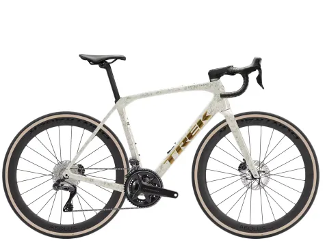 TREK silniční kolo Domane SLR 7 Gen 4 Era White/Supernova Marble