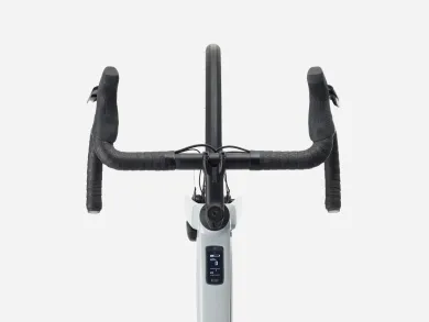 ElementStore - trek-silnicni-elektrokolo-domane+-alr-5-plasma-grey-3