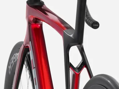 ElementStore - trek-silnicni-kolo-madone-sl-7-gen-8-Gloss-Fury-Red-Matte-Deep-Smoke-4