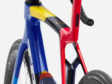 ElementStore - trek-silnicni-kolo-madone-slr-7-axs-team-replica-4