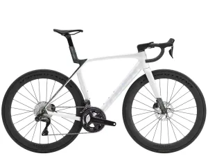 Zánovní Trek Madone SL 7 Gen 8 Gloss Crystal White/Matte Deep Smoke velikost M