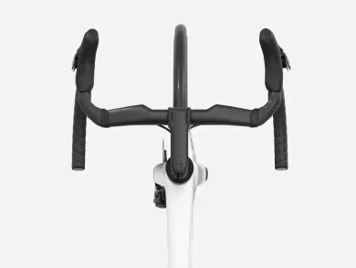 ElementStore - trek-silnicni-kolo-madone-sl-7-gen-8-gloss-crystalwhite-matte-deep-smoke-3