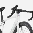 ElementStore - trek-silnicni-kolo-madone-sl-7-gen-8-gloss-crystalwhite-matte-deep-smoke-5