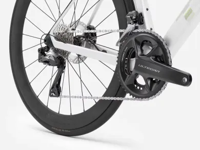 ElementStore - trek-silnicni-kolo-madone-sl-7-gen-8-gloss-crystalwhite-matte-deep-smoke-6