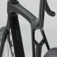 Trek silniční kolo Madone SL 6 AXS Gen 8 Matte Dark Web
