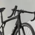 Trek silniční kolo Madone SL 6 AXS Gen 8 matná černá