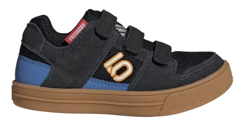 JR9086_1_FOOTWEAR_Photography_Side Lateral Center View_transparent