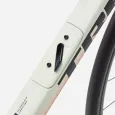 Trek-silnicni-kolo-Domane-SL-5-Gen-4-Era-White-Glowstick-Coral-Fade-4