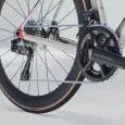 trek-silnicni-kolo-madone-sl-7-gen-8-matne-lunar-silver