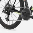 silnicni-kolo-trek-domane-sl-7-axs-1x13-gen-5-matte-era-white-deep-smoke-5