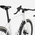 silnicni-kolo-trek-domane-slr-7-axs-gen-5-mother-of-pearl-silver-marble-4