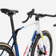 silnicni-kolo-trek-domane-slr-9-axs-gen-5-navy-smoke-trek-white-4