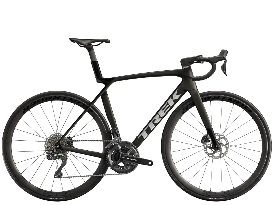 trek_silnicni_kolo_madone_sl_6_gen_8_matte_dark_web_1