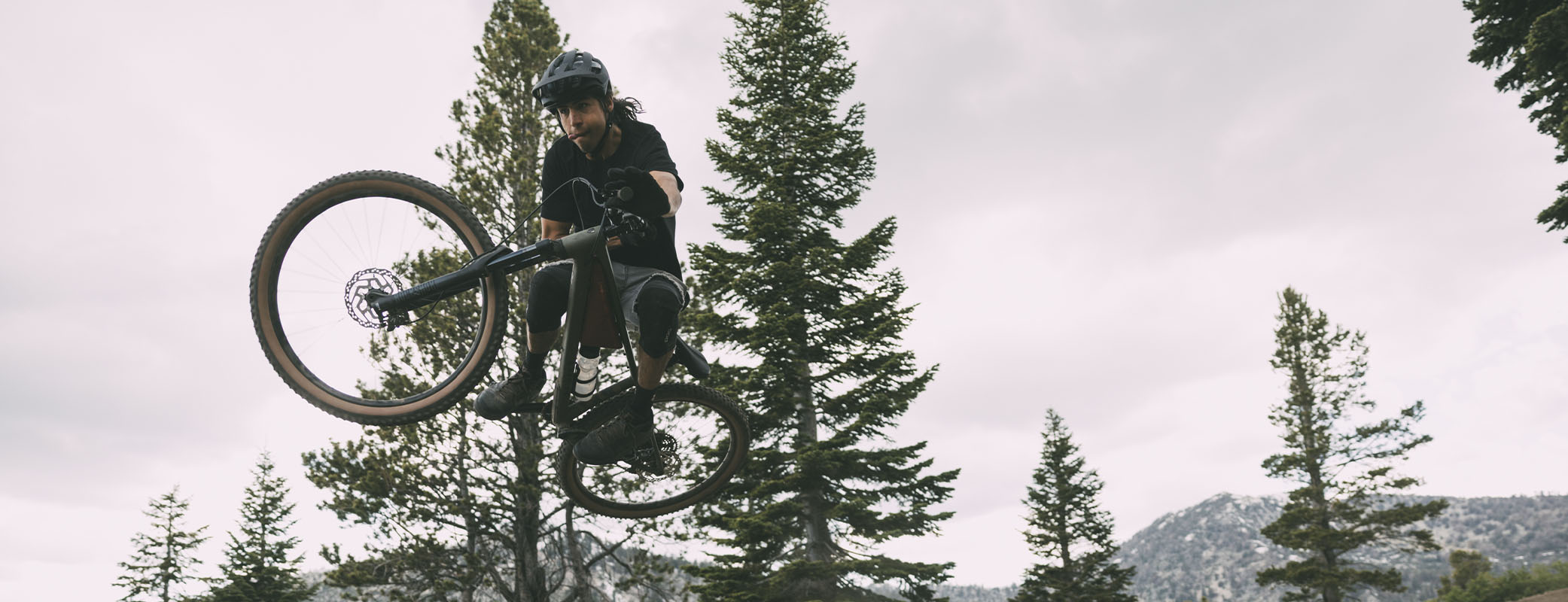 2026_roscoe_tahoe_lifestyle_21