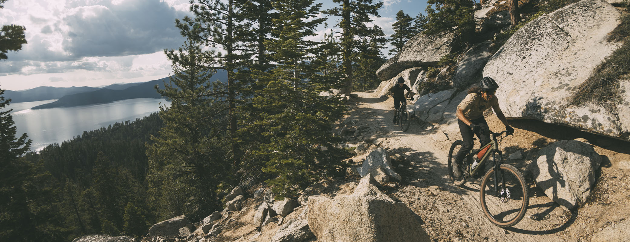 2026_roscoe_tahoe_lifestyle_35